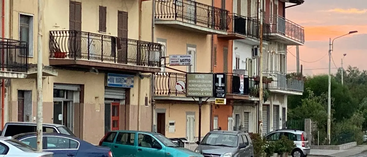 Corigliano Rossano, rapinarono una tabaccheria in contrada Toscano: due arresti