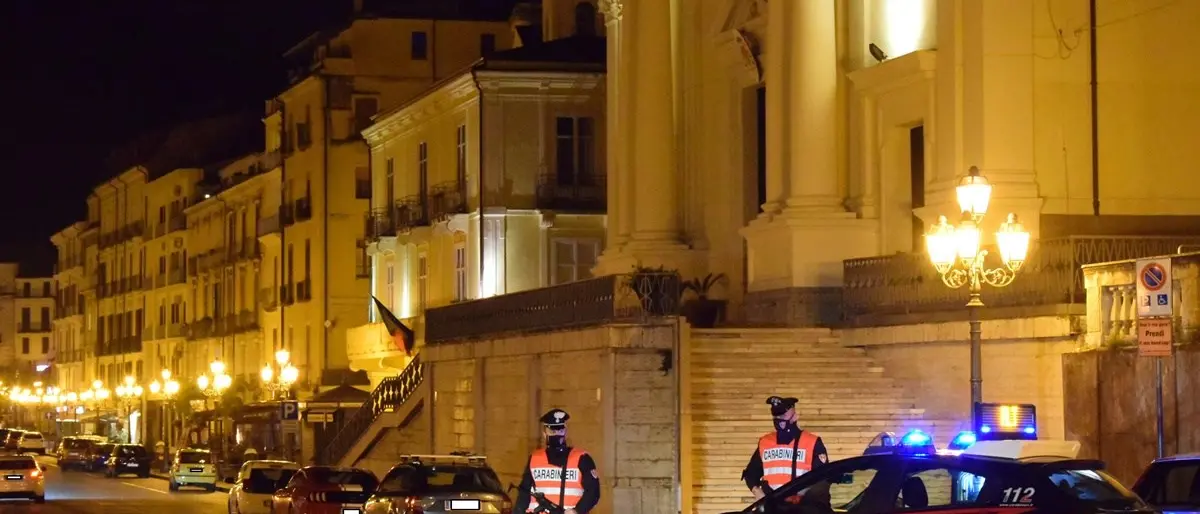 Lamezia, violenta aggressione in pieno centro: arrestato 33enne