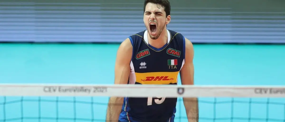 Europei di Volley, l’Italia batte la Serbia e vola in finale: tra gli azzurri anche il calabrese Lavia