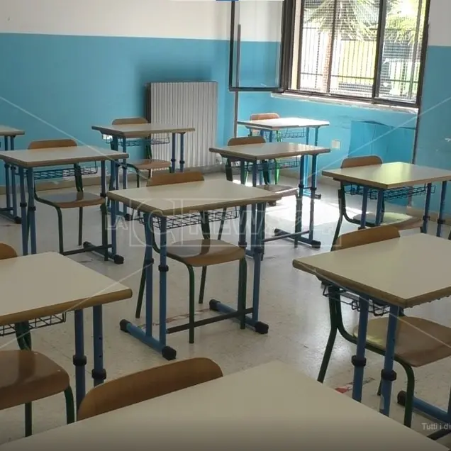 Scuola Calabria: domani si torna in classe tra incognite green pass, quarantena e l’incubo Dad