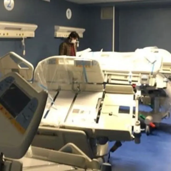 Covid, a Reggio morto un 48enne: non aveva altre patologie ma non era vaccinato