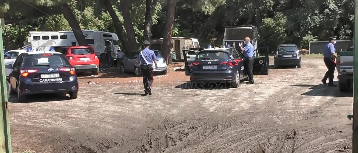 Catanzaro, morto anche il secondo uomo aggredito a colpi di zappa al centro ippico