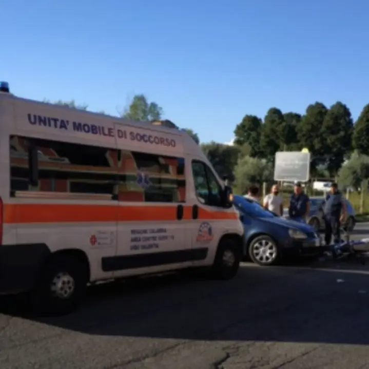 Incidente a Vibo, nello scontro tra una moto e un’auto ferita una ragazza