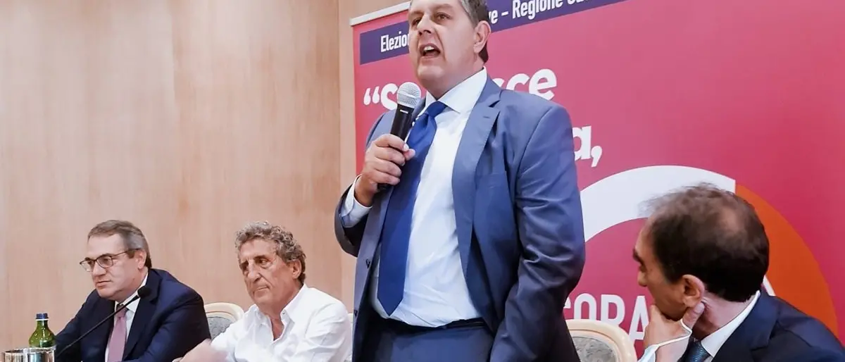 Regionali, Toti (Coraggio Italia) propone per la Calabria il “modello Liguria”