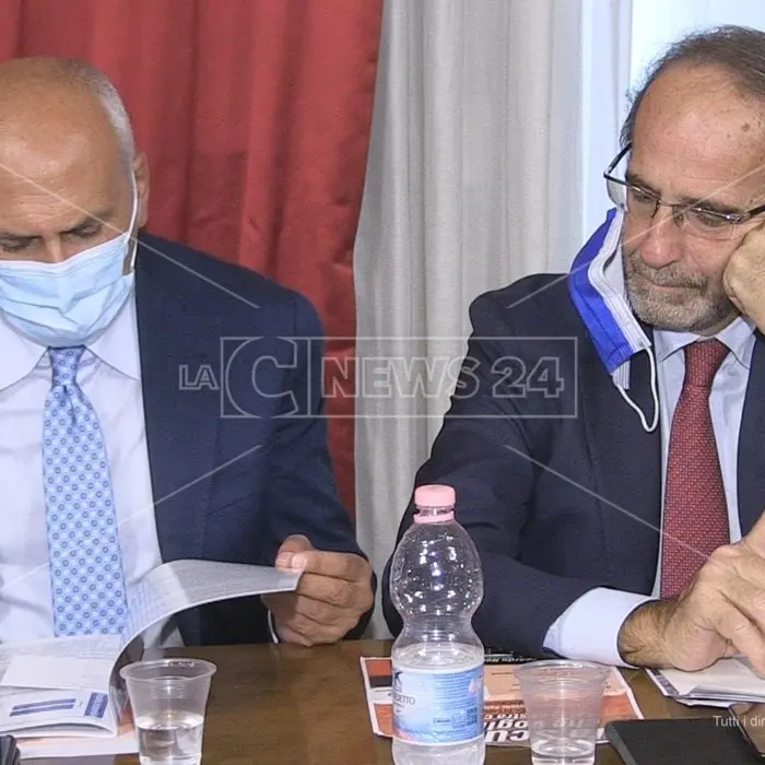 Elezioni Cosenza, Franz Caruso sente profumo di ballottaggio: «Ho ancora 3 settimane di campagna elettorale»