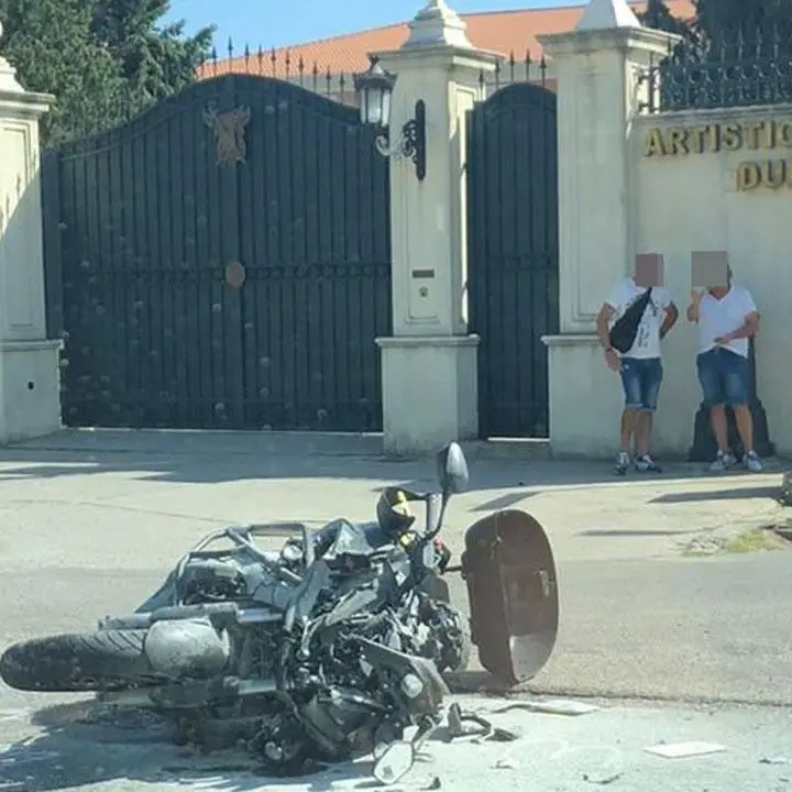 Crotone, incidente stradale sulla statale 106: medico gravemente ferito