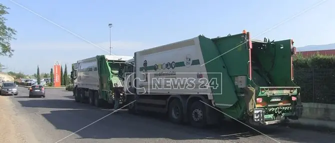 Catanzaro, 15 lavoratori della discarica di Alli in cassa integrazione: la denuncia dei sindacati