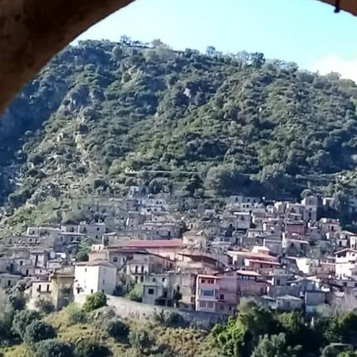 Covid, ancora troppi contagi a San Luca: zona rossa prorogata per la seconda volta