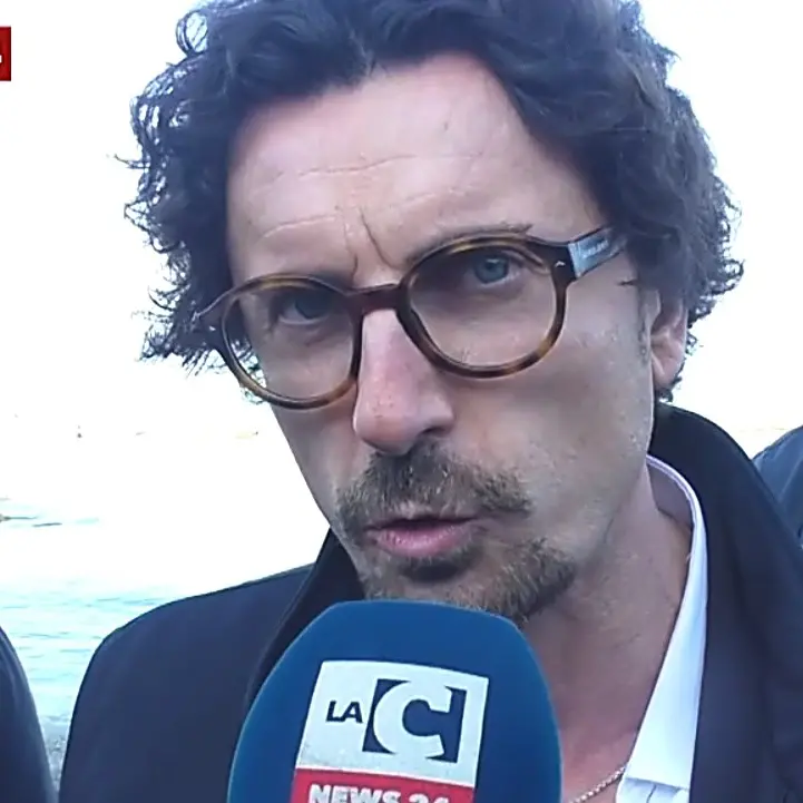 Elezioni regionali, l’ex ministro Toninelli in Calabria a sostegno di Amalia Bruni
