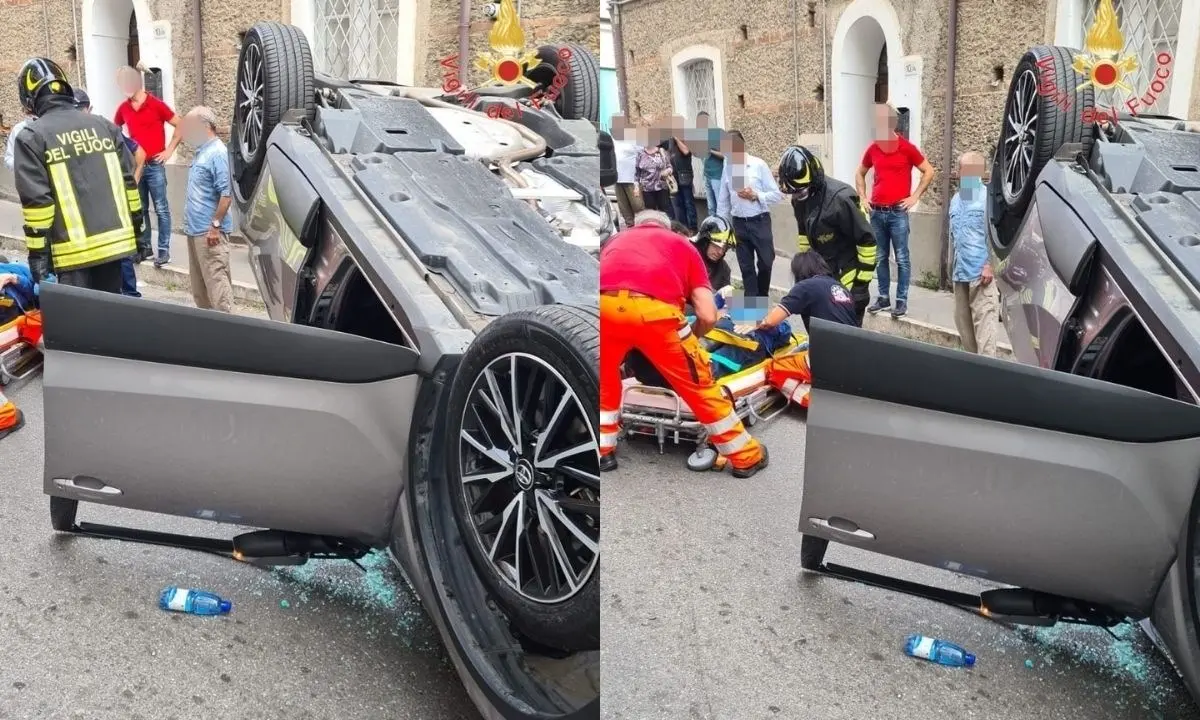 Incidente tra due auto a Lamezia, anziano ferito trasferito in ospedale