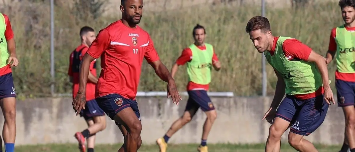 Cosenza, verso la trasferta in casa dell’Alessandria con un orecchio all’infermeria