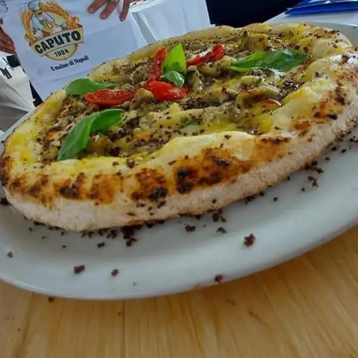 Un calabrese vince il campionato mondiale di pizza napoletana contemporanea