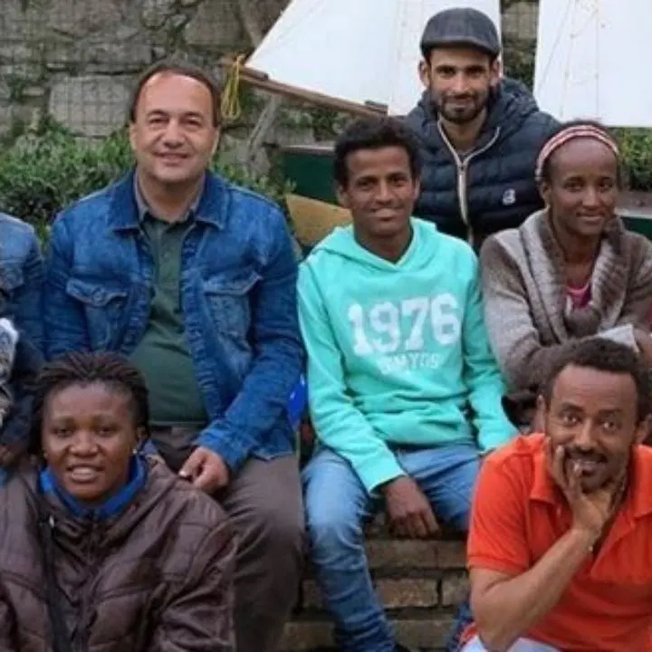 Chi è Mimmo Lucano, ascesa e caduta di un modello: dalla copertina di Fortune alla condanna a 13 anni