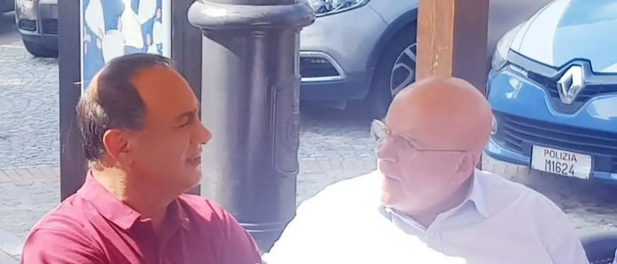 Oliverio a Riace esprime solidarietà a Lucano: «Io so come si ci sente»