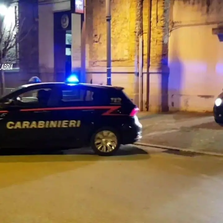 Taurianova, controlli a tappeto dei carabinieri: denunce per possesso di armi e droga