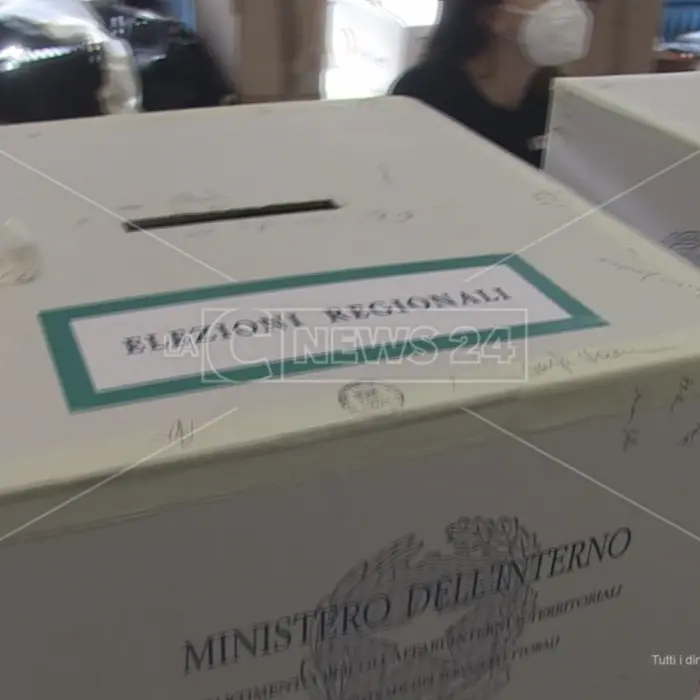 Il tessuto civile del Paese va rivisto a partire dalle amministrazioni locali