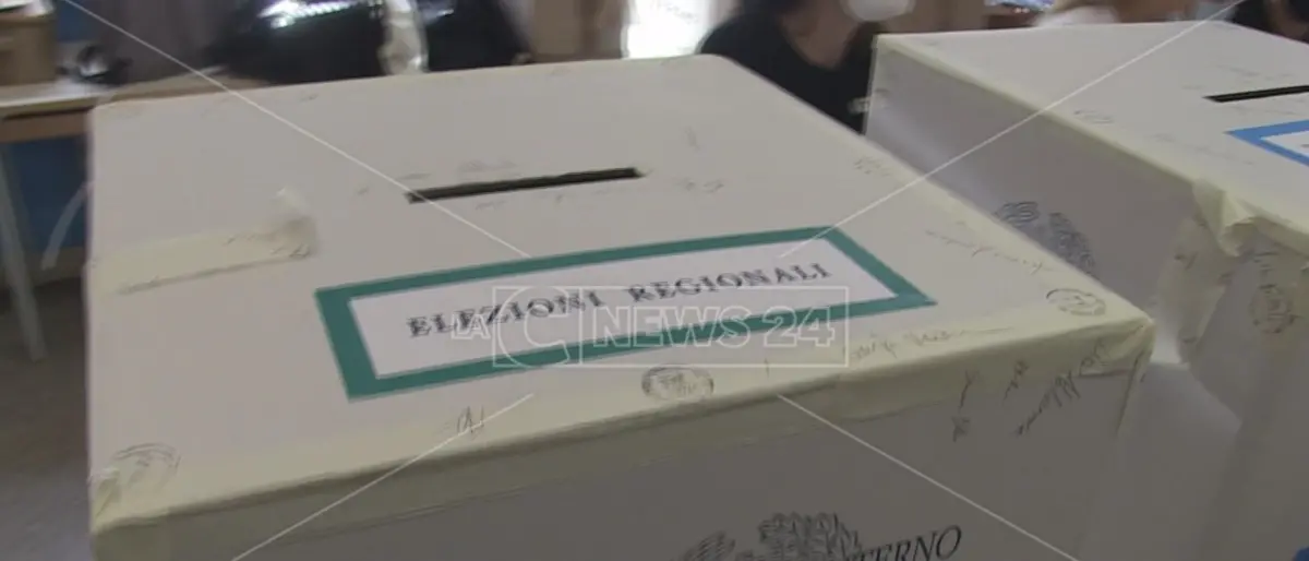 Il tessuto civile del Paese va rivisto a partire dalle amministrazioni locali