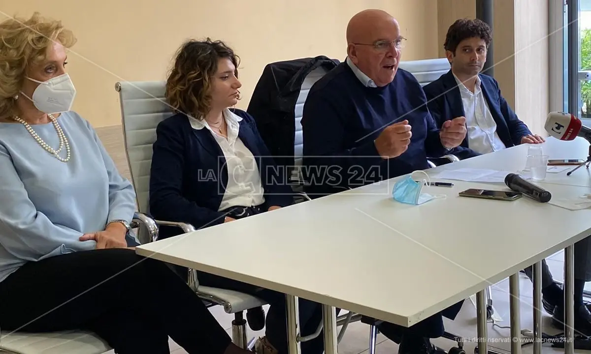 Regionali, Oliverio: «Alcuni assessorati trasformati in bancomat, passare da 6mila a 21mila voti non è normale»