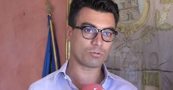 Corruzione, l’ex sindaco di Pizzo Gianluca Callipo rinviato a giudizio