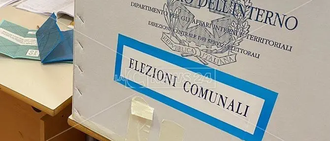 Elezioni comunali nel Crotonese, cinque i centri al voto: i risultati e i sindaci eletti - LIVE
