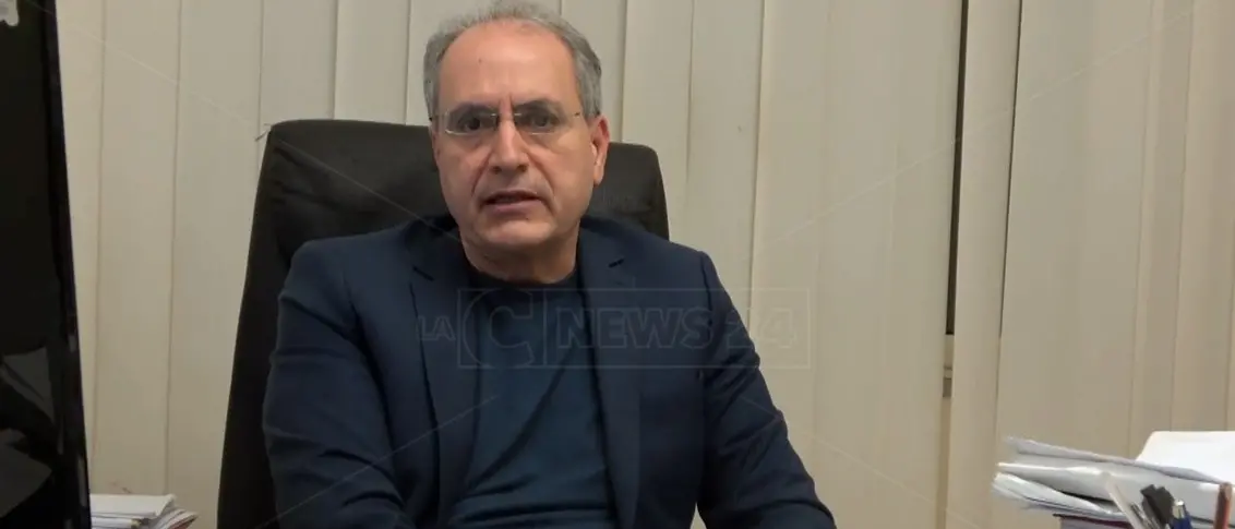 Elezioni comunali Lamezia, il sindaco Mascaro e il consiglio confermati dopo il voto in quattro sezioni