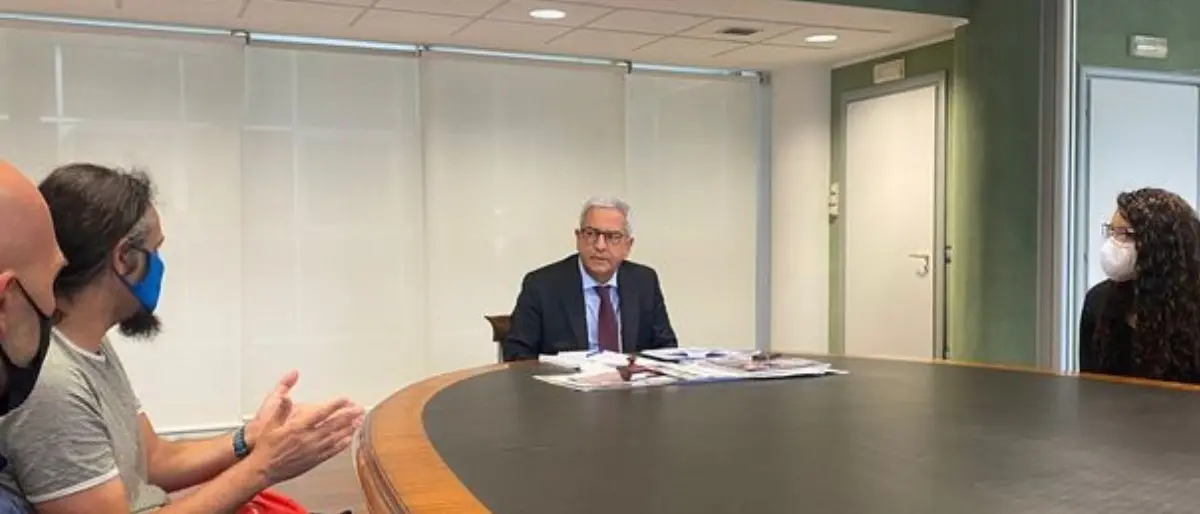 Vertenza Almaviva,, Manna lancia l’appello: «Tanti posti di lavoro a rischio, si trovi una soluzione»