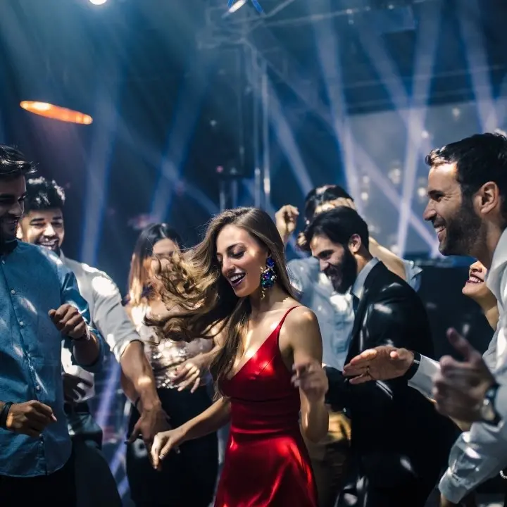 Covid: capienza di stadi, teatri, cinema e riapertura delle discoteche. Ecco cosa cambia