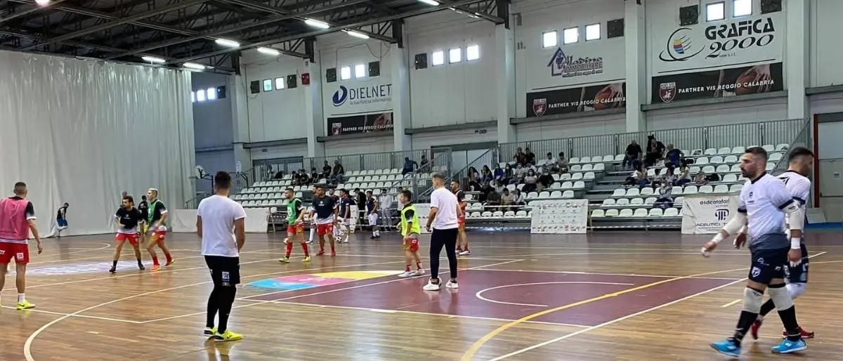 Calcio a 5, il Polistena perde all’esordio in A1. In Serie A2 inizio col botto per Cosenza e Bovalino
