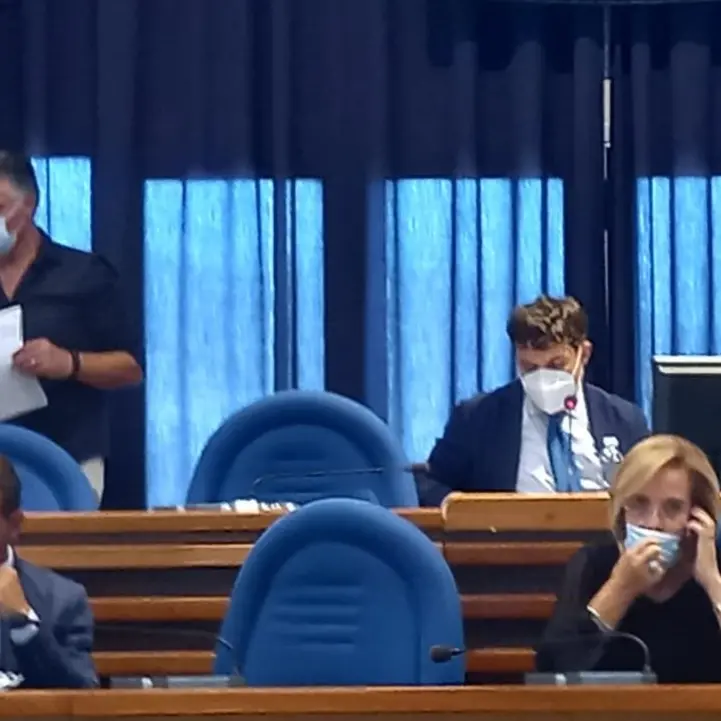 Comune di Catanzaro, Pisano: «Il corpo dei vigili vessa commercianti e imprenditori»