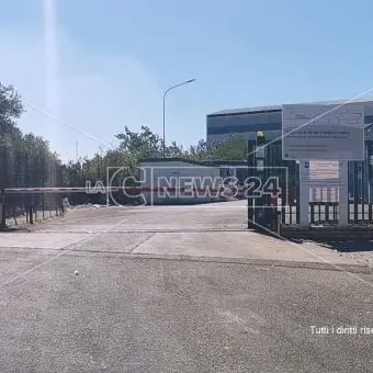 Emergenza rifiuti a Corigliano Rossano, nuovo blocco all’impianto di Bucita