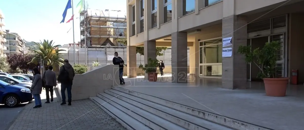 Lamezia, la commissione elettorale ha iniziato a lavorare sullo scrutinio