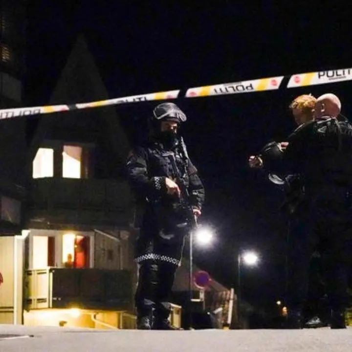 Fa una strage usando arco e frecce: la Norvegia ripiomba nel terrore, molti morti e feriti