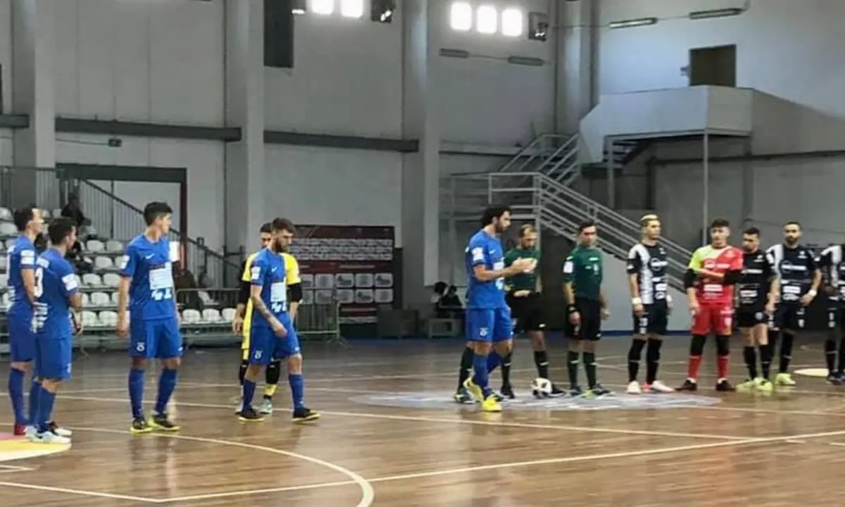 Calcio a 5, in Serie A1 arriva la seconda vittoria del Polistena. In A2 tra le calabresi vince solo il Cosenza