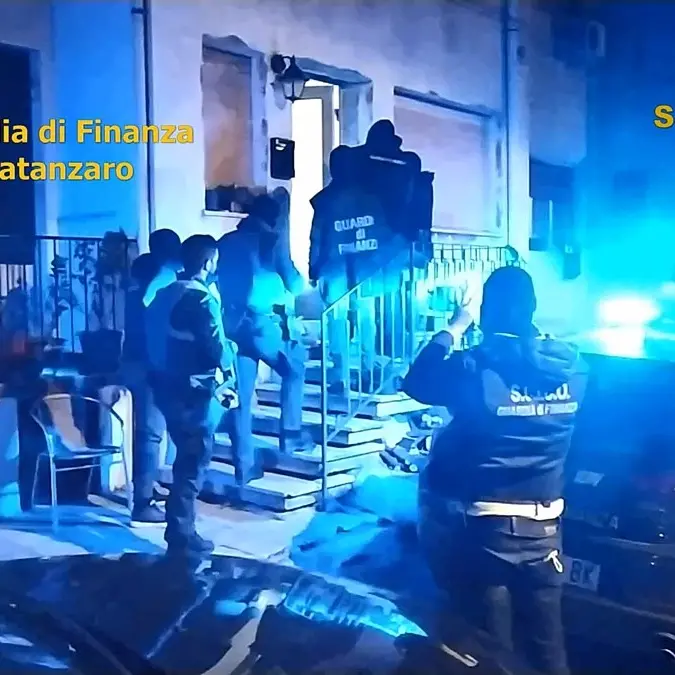 Traffico di stupefacenti, la Procura di Catanzaro chiede il rinvio a giudizio per il clan Gallace - I NOMI