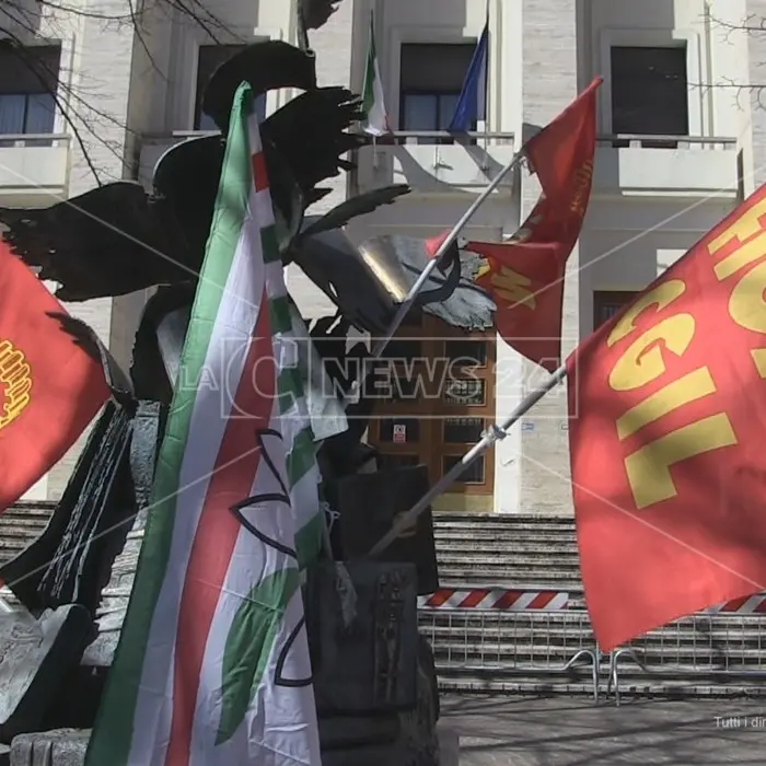 Almaviva, firmato l'accordo per il passaggio di 543 operatori alla società Covisian