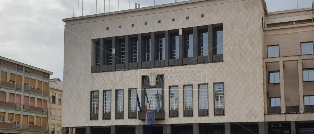 Comune Cosenza, prime ipotesi di giunta: dentro Funaro e Covelli, Mazzuca presidente del Consiglio