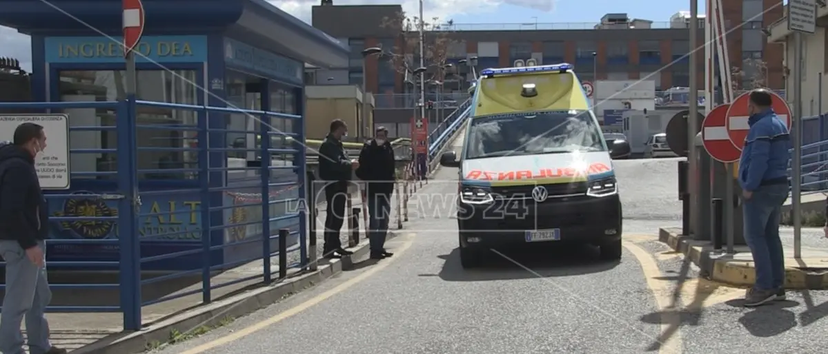 Cosenza, arrivano i rinforzi per il pronto soccorso dell’ospedale Annunziata: reclutati 5 medici