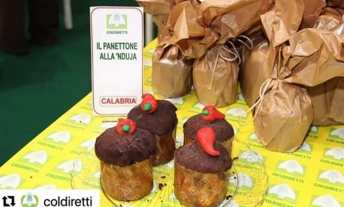 Il panettone calabrese con cioccolato e ‘nduja sbarca alla Fiera di Milano