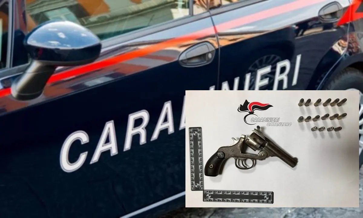 Maida, aveva una pistola carica detenuta illegalmente in camera da letto e diverse munizioni: denunciato