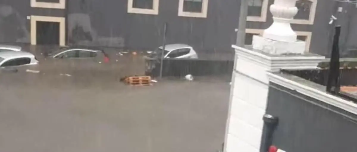 Maltempo, nel Catanese 53enne muore annegato nel fiume in piena creato da un nubifragio