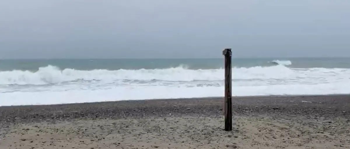 Maltempo, la Locride col fiato sospeso in attesa dell’uragano Apollo: paura per le forti mareggiate
