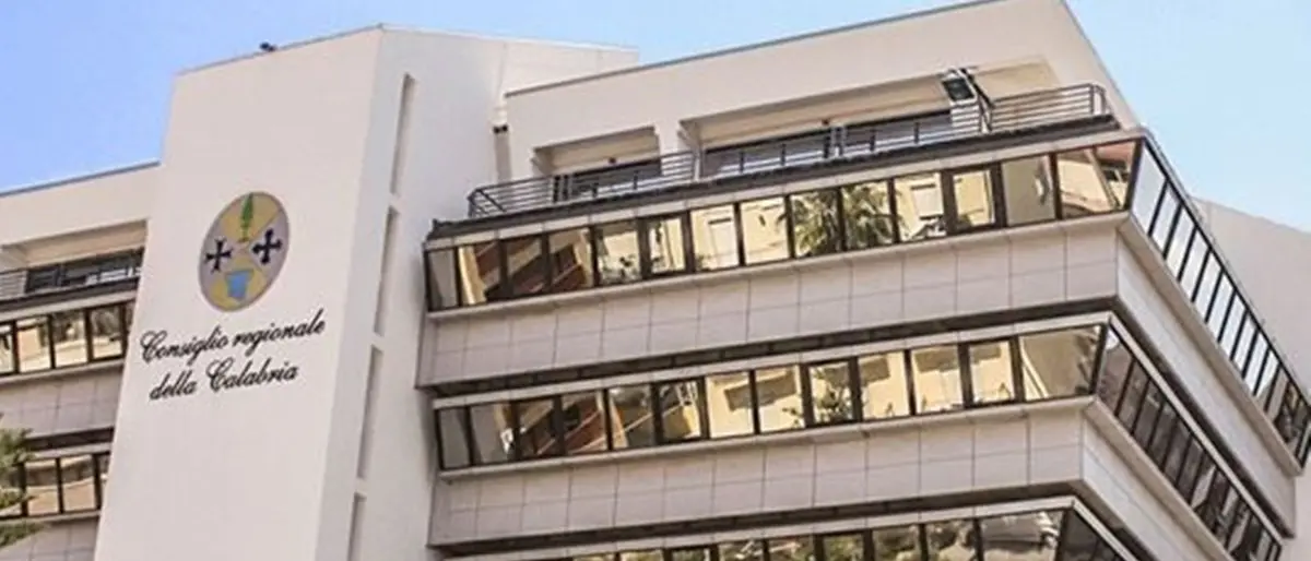 Regione, consiglieri proclamati “a loro insaputa”: atto finale del pasticcio calabrese