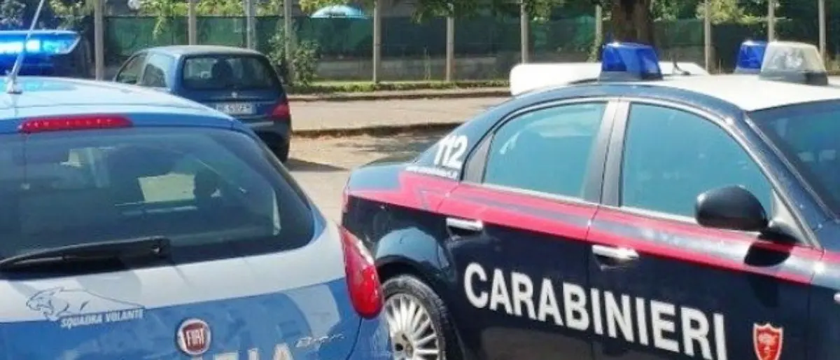 Atti sessuali su minorenni, arrestato 29enne nel Crotonese