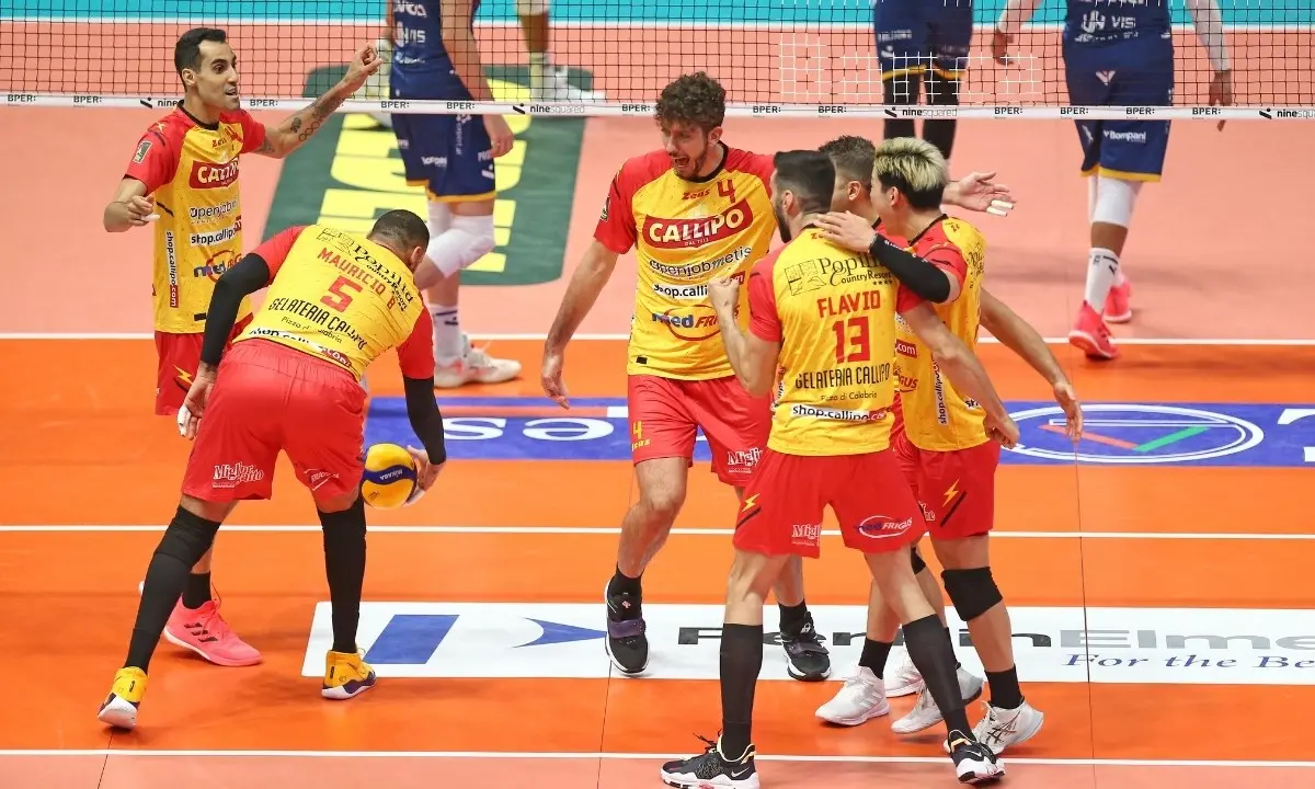 Volley Superlega, la Tonno Callipo superata da Modena: al PalaPanini finisce 3-0