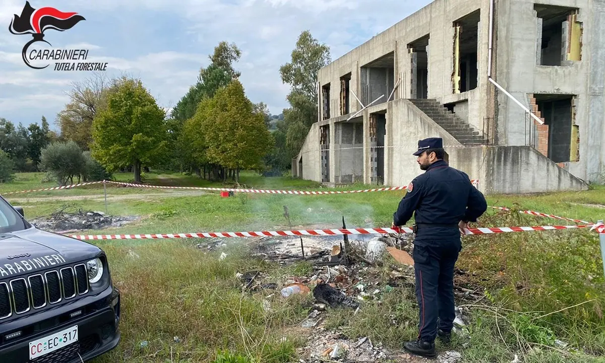 Montalto Uffugo, smaltimento illecito di rifiuti: tre persone denunciate