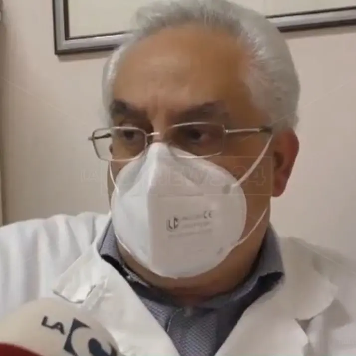 Donna morta in attesa dell’ambulanza, il medico che ha denunciato: «Non si può risparmiare sulla salute, basta tagli»