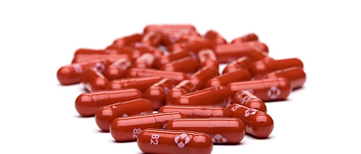 Covid, dalla Gran Bretagna primo via libera alla pillola Merck