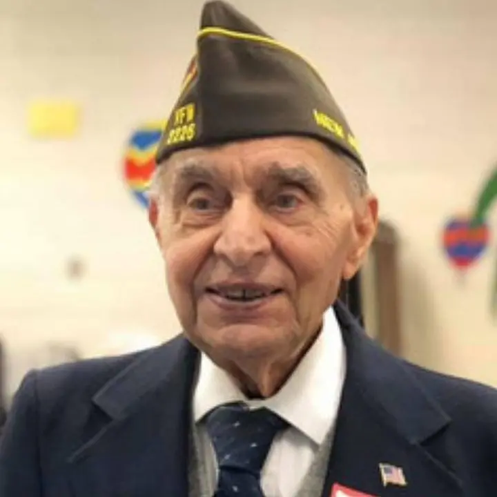 Vito Perillo, il sindaco più vecchio degli Usa è un italiano: a 97 anni eletto a Tinton Falls