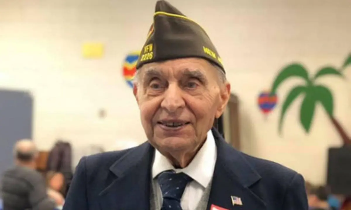 Vito Perillo, il sindaco più vecchio degli Usa è un italiano: a 97 anni eletto a Tinton Falls