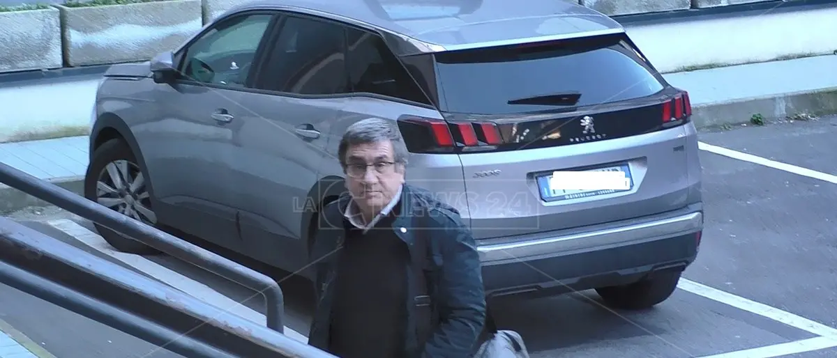 Falso ideologico, il giudice di Catanzaro Valea chiede le dimissioni dalla magistratura